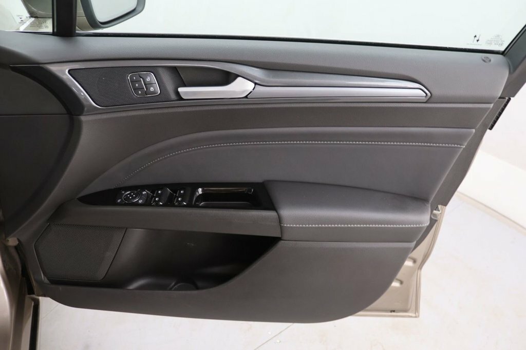 Ford Mondeo 2.0 Hybrid Vignale Blue #21