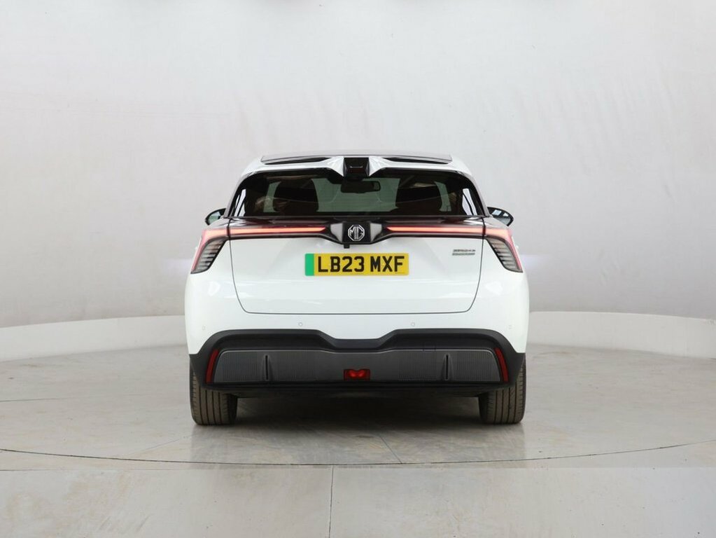 MG MG4 Hatchback LB23MXF White #6