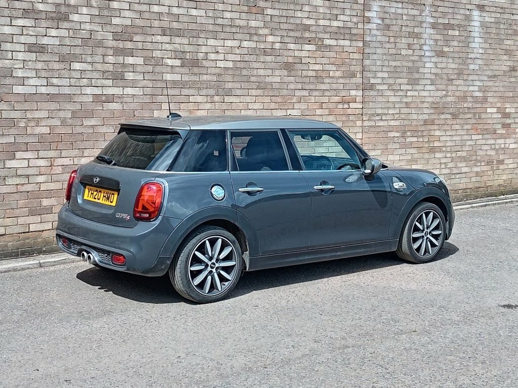 Mini Hatch 2L Cooper S Exclusive YH20HMO Grey #5
