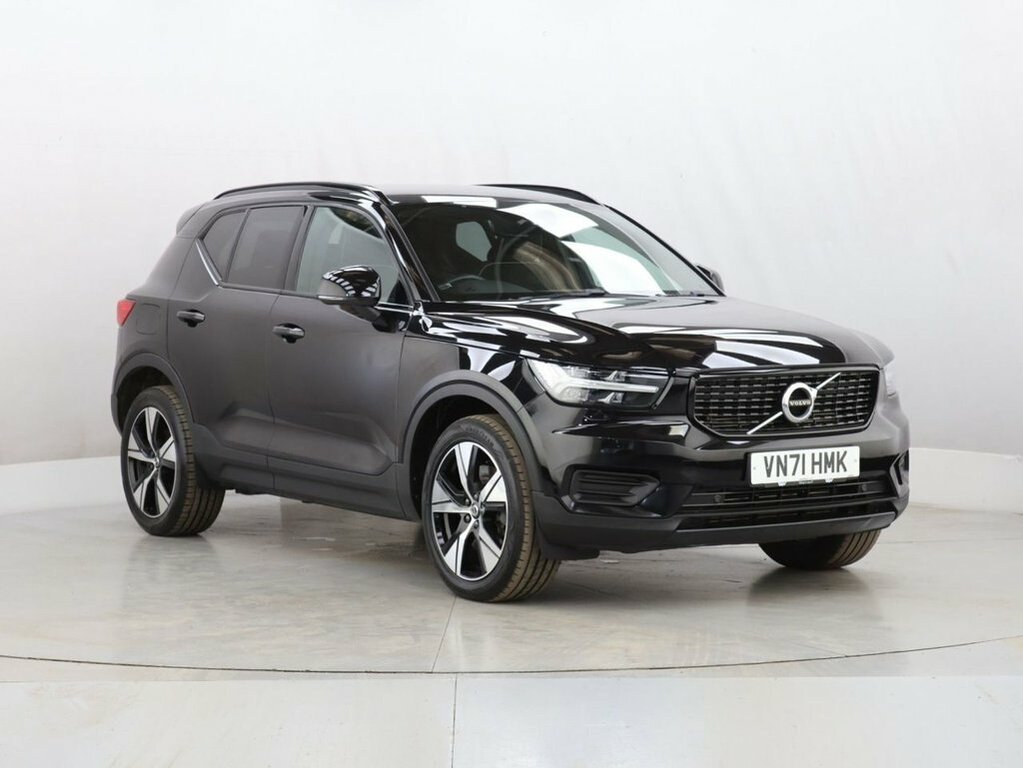 Volvo XC40 1.5L Plus VN71HMK Black