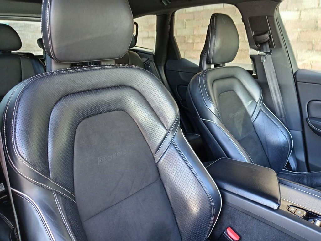 Volvo XC60 2L R-design BF18VZP White #3