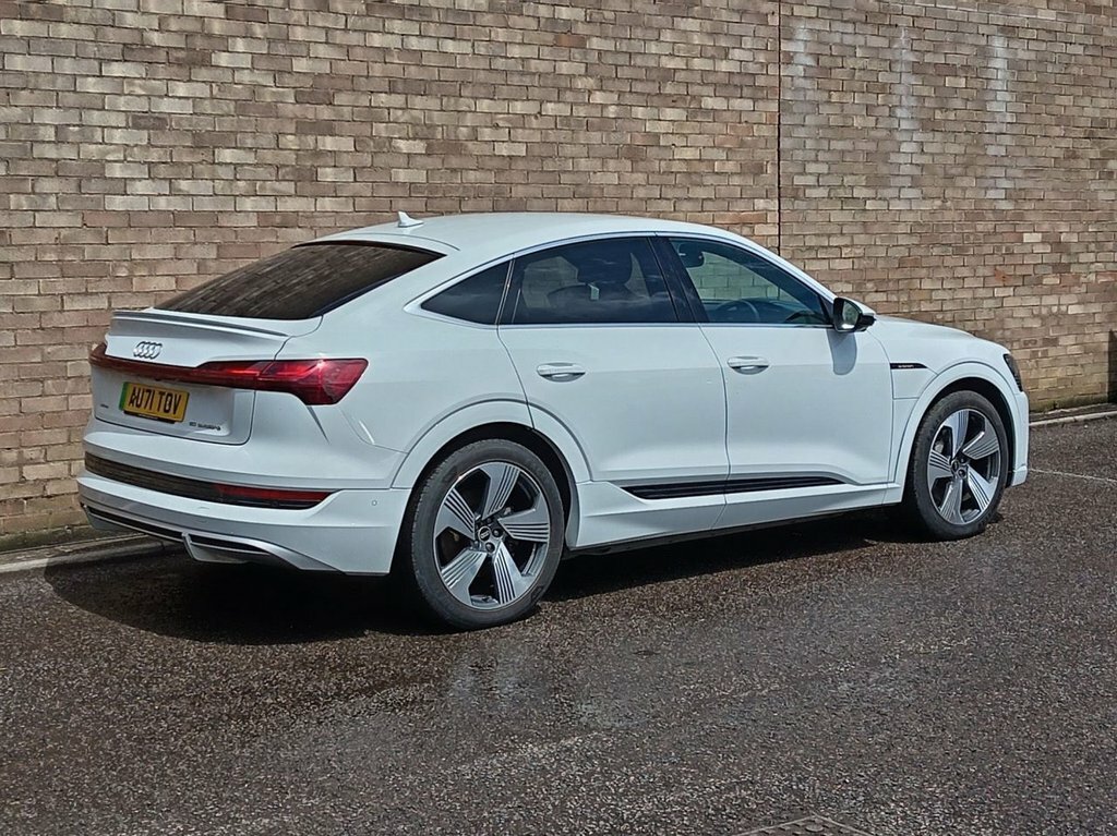 Audi E-tron Suv AU71TOV White #4