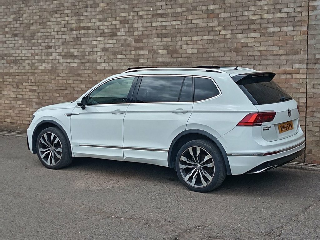 Volkswagen Tiguan Allspace 2L R-line Tech MH19SYW White #5