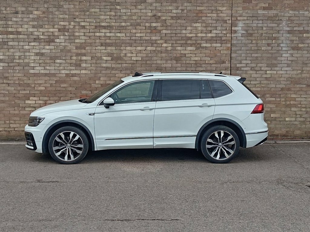 Volkswagen Tiguan Allspace 2L R-line Tech MH19SYW White #4