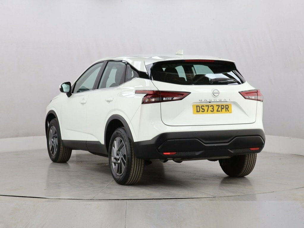 Nissan Qashqai 1.3L Acenta Premium White #6