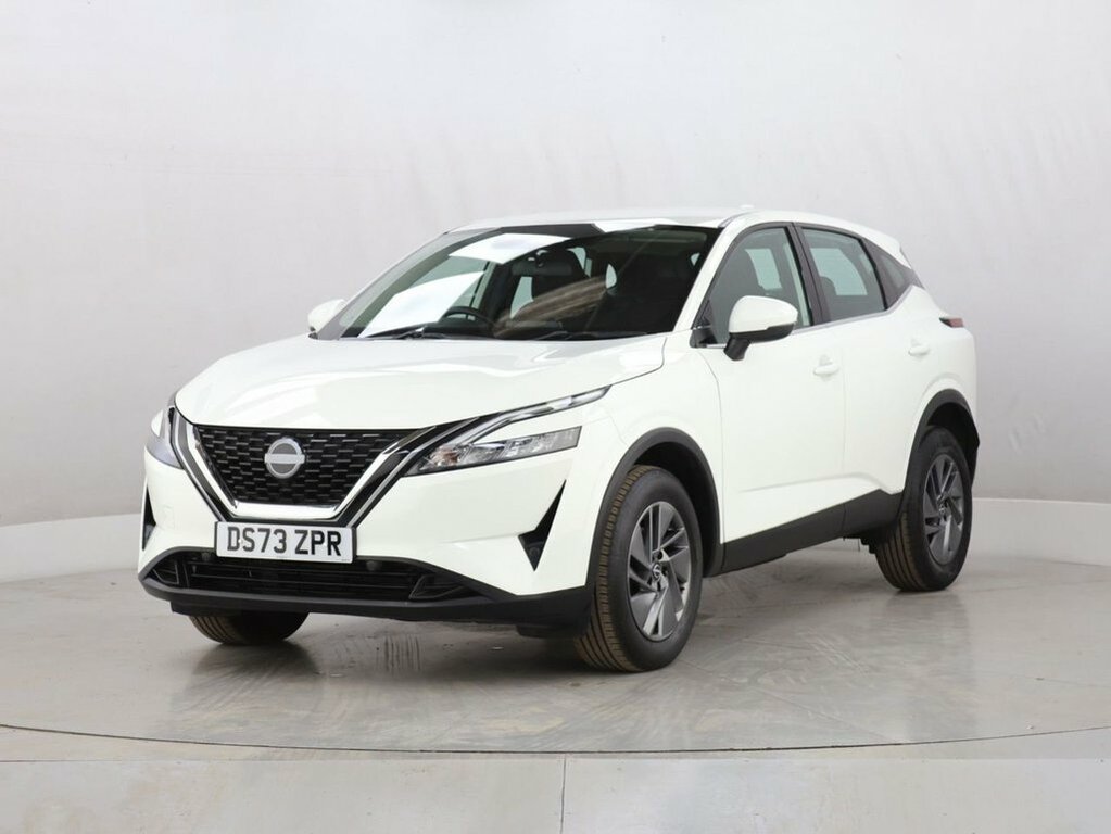 Nissan Qashqai 1.3L Acenta Premium White #4