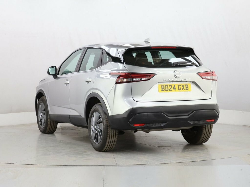 Nissan Qashqai 1.3L Acenta Premium Silver #6