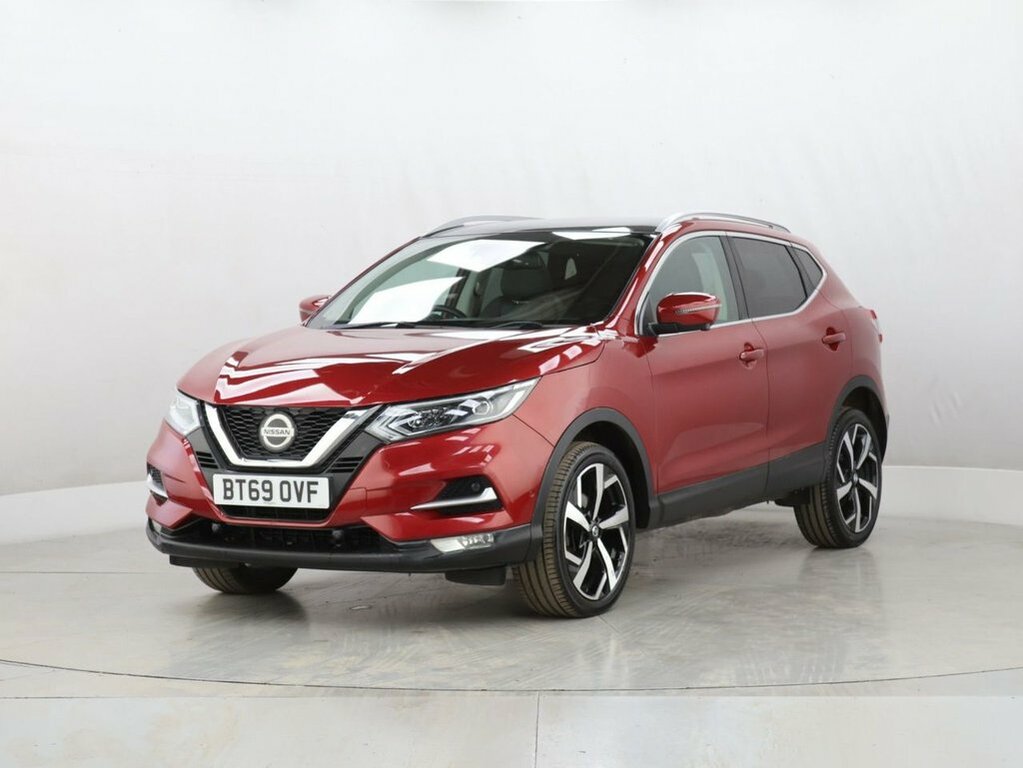 Nissan Qashqai 1.3L Tekna BT69OVF Red #4