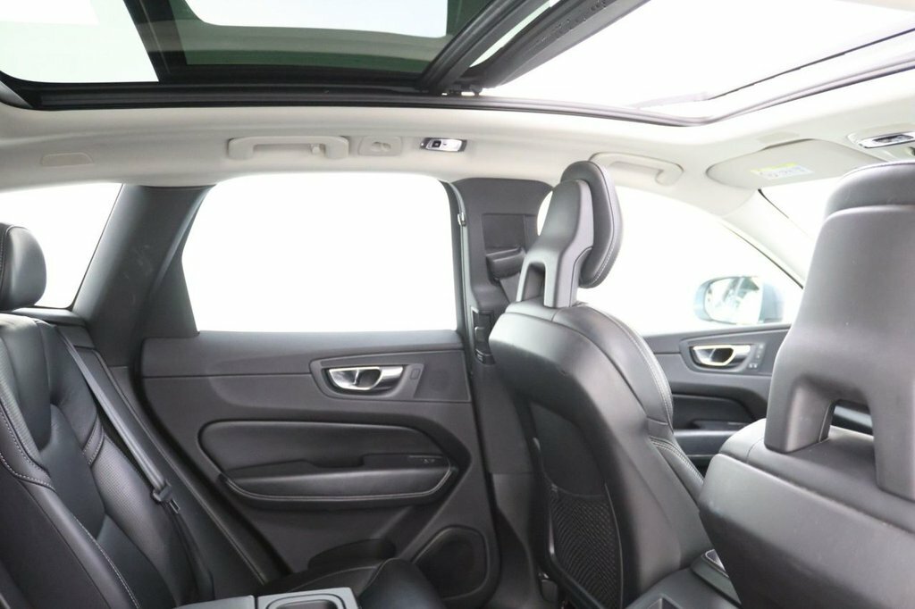 Volvo XC60 2L Inscription Pro Grey