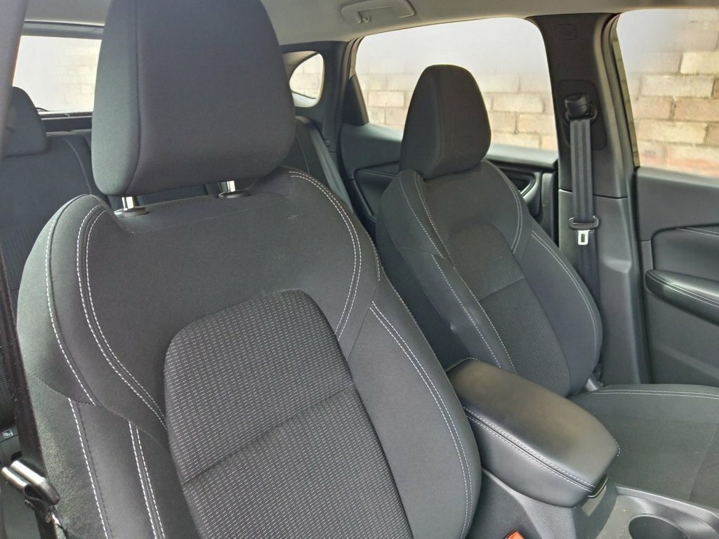 Nissan Qashqai 1.3L Acenta Premium Black #5