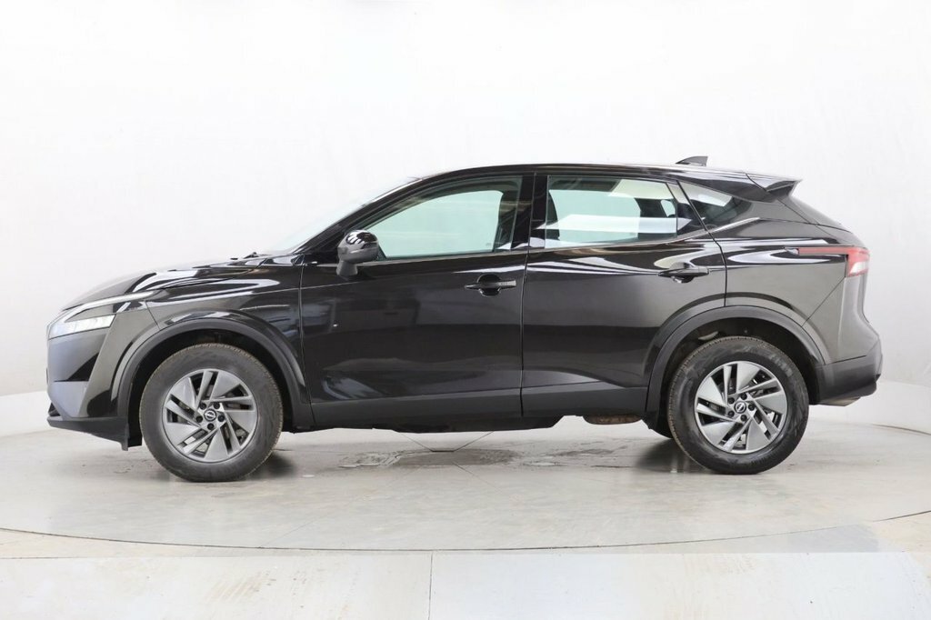 Nissan Qashqai 1.3L Acenta Premium Black #6
