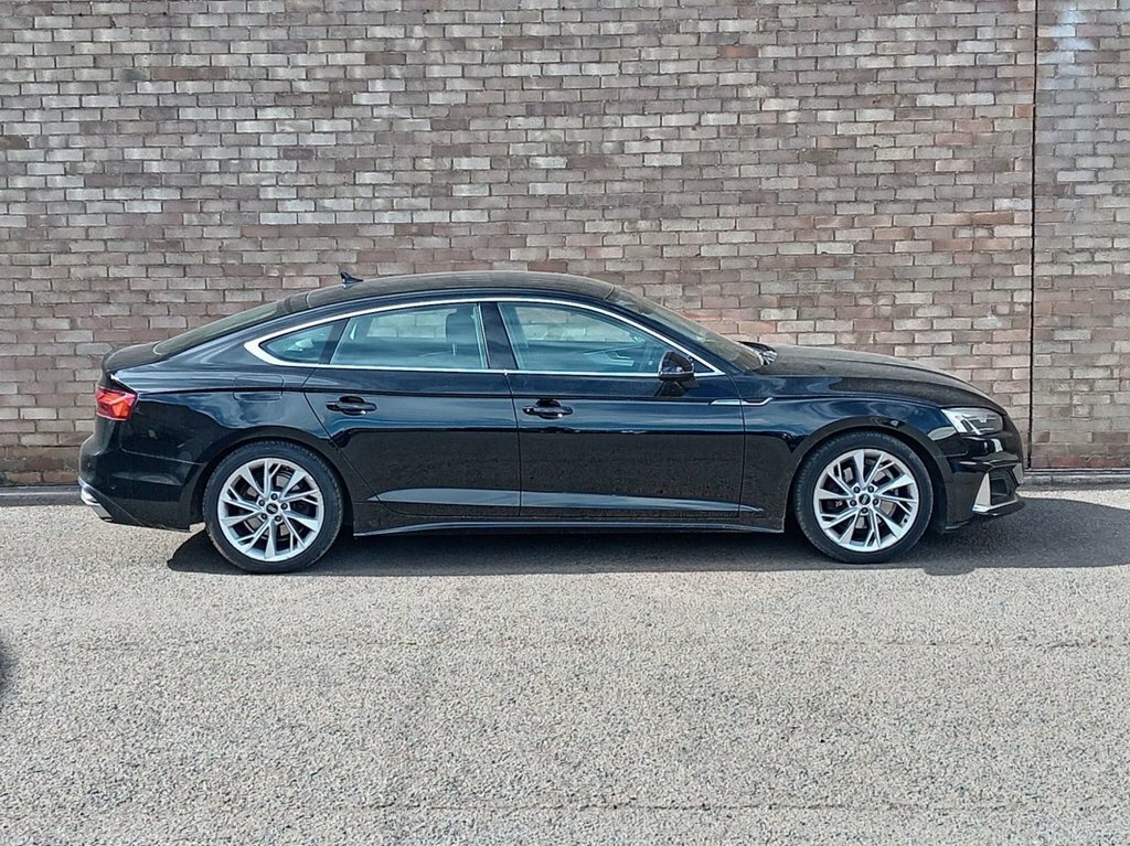 Audi A5 2L Sport HJ22YJO Black #3