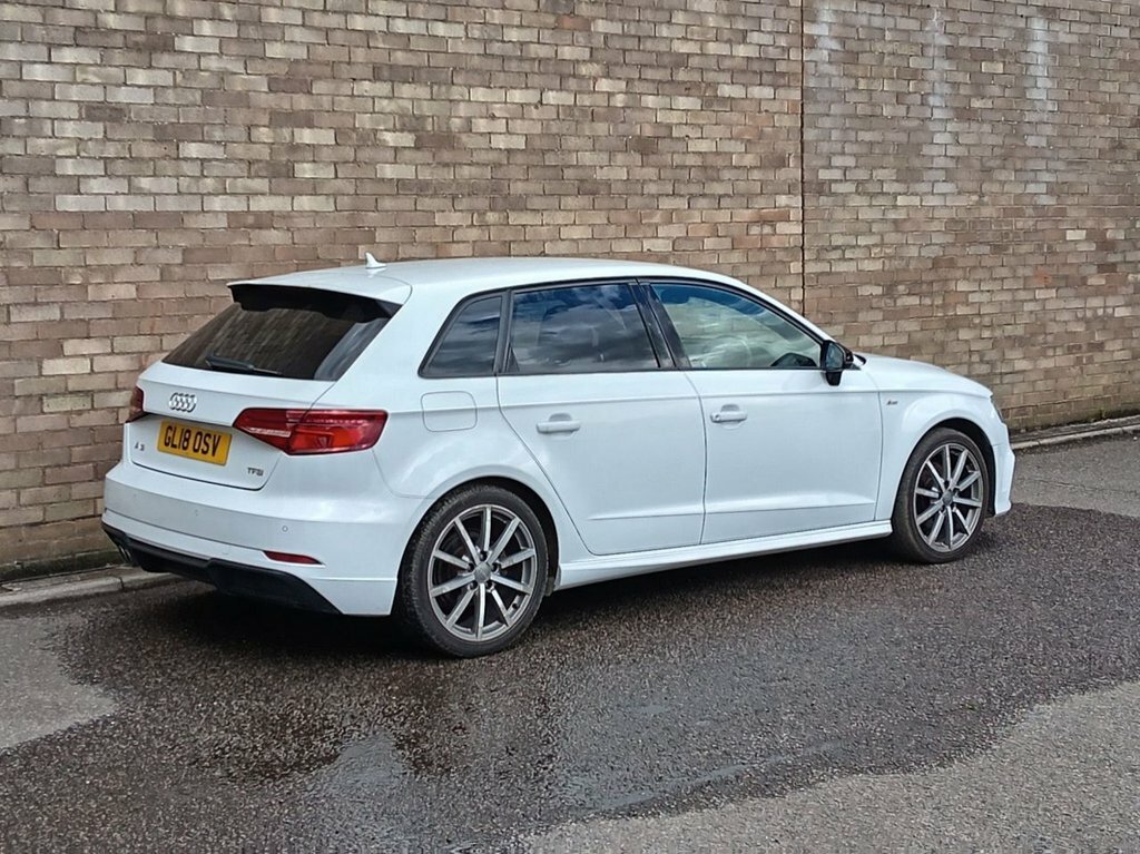 Audi A3 1L Black Edition GL18OSV White #3