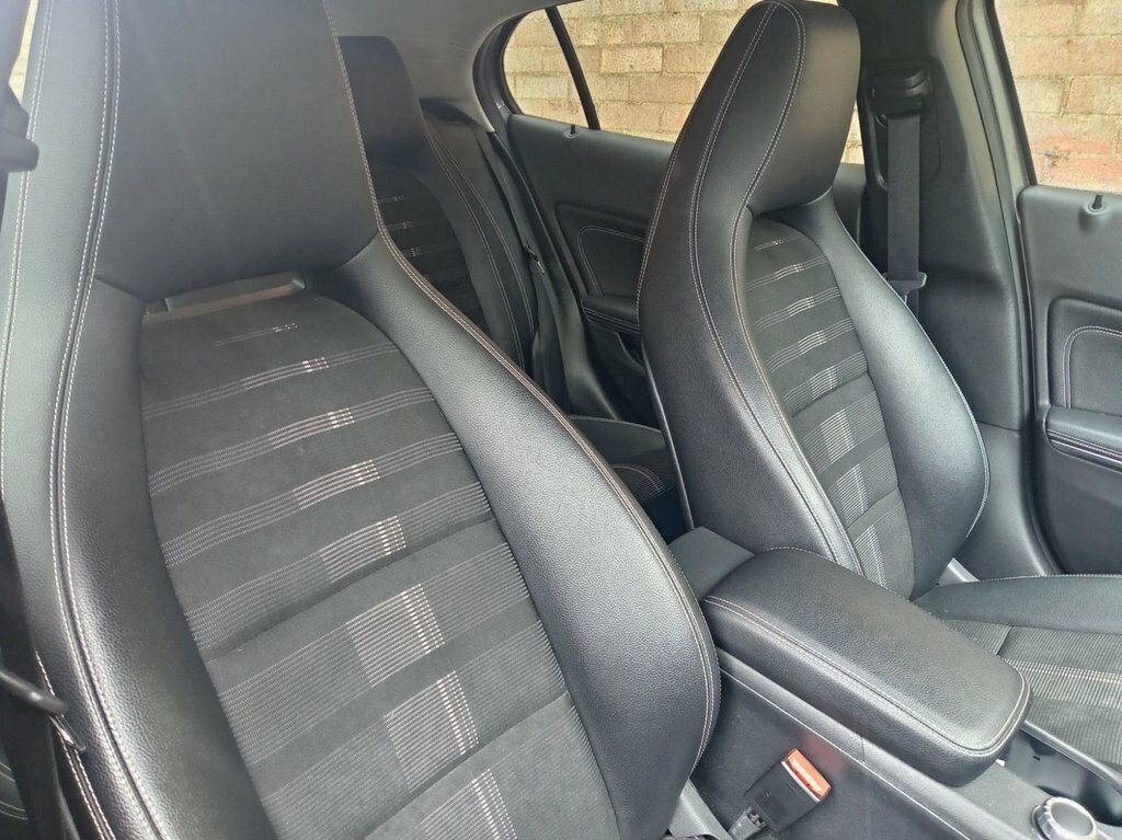 Mercedes-Benz GLA Class 1.6L Urban Edition Grey #5