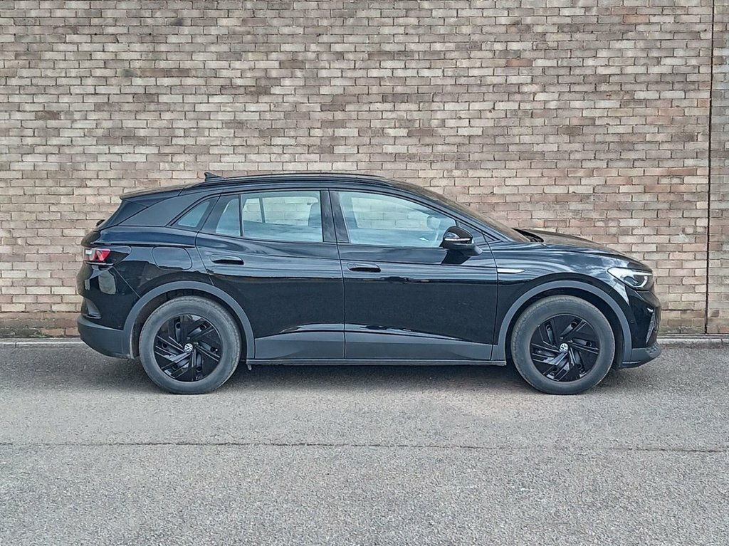 Volkswagen ID.4 Suv LF72SFV Black #3