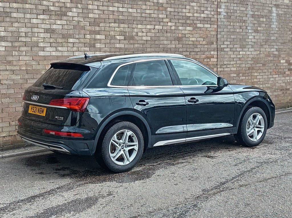 Audi Q5 2L Sport YS21NBM Black #4