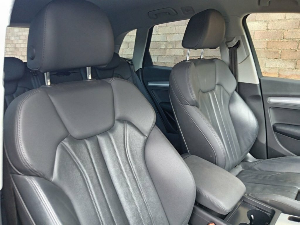Audi Q5 2L Sport YS21NBM Black #5