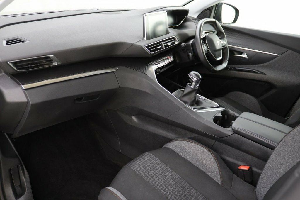 Peugeot 5008 1.2 Puretech Gt Premium Eat8 Grey #19