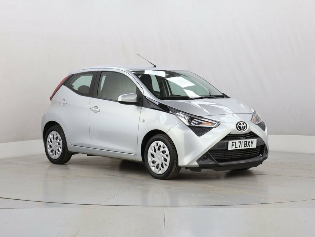 Toyota Aygo 1L X-play Silver #2