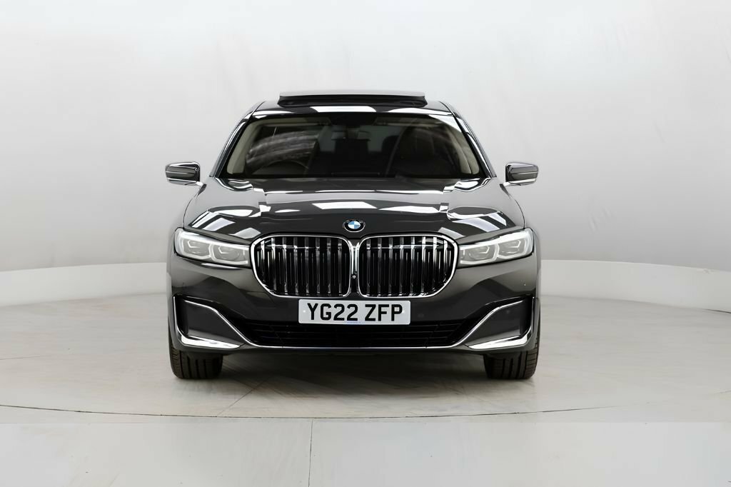 BMW 7 Series Saloon Grey #4