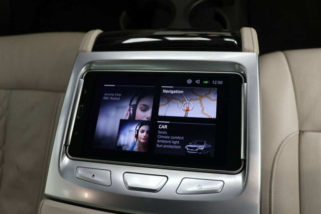 BMW 7 Series Saloon Black #16