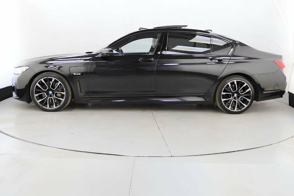 BMW 7 Series 3L M Sport Black #6