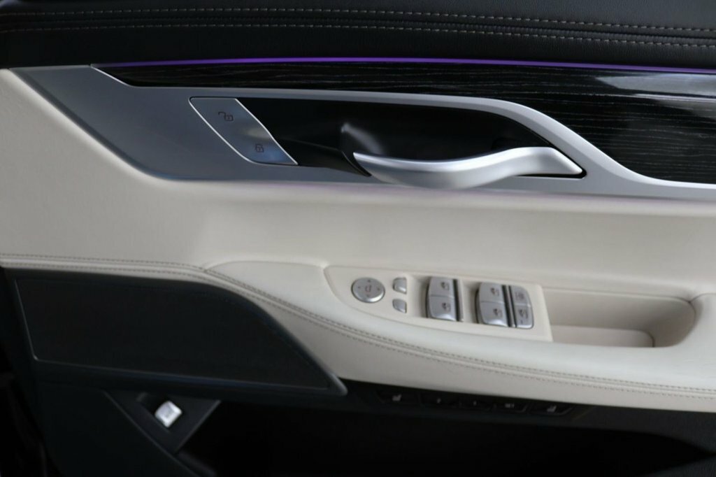BMW 7 Series Saloon Black #35