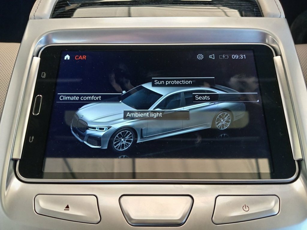 BMW 7 Series Saloon Black #19