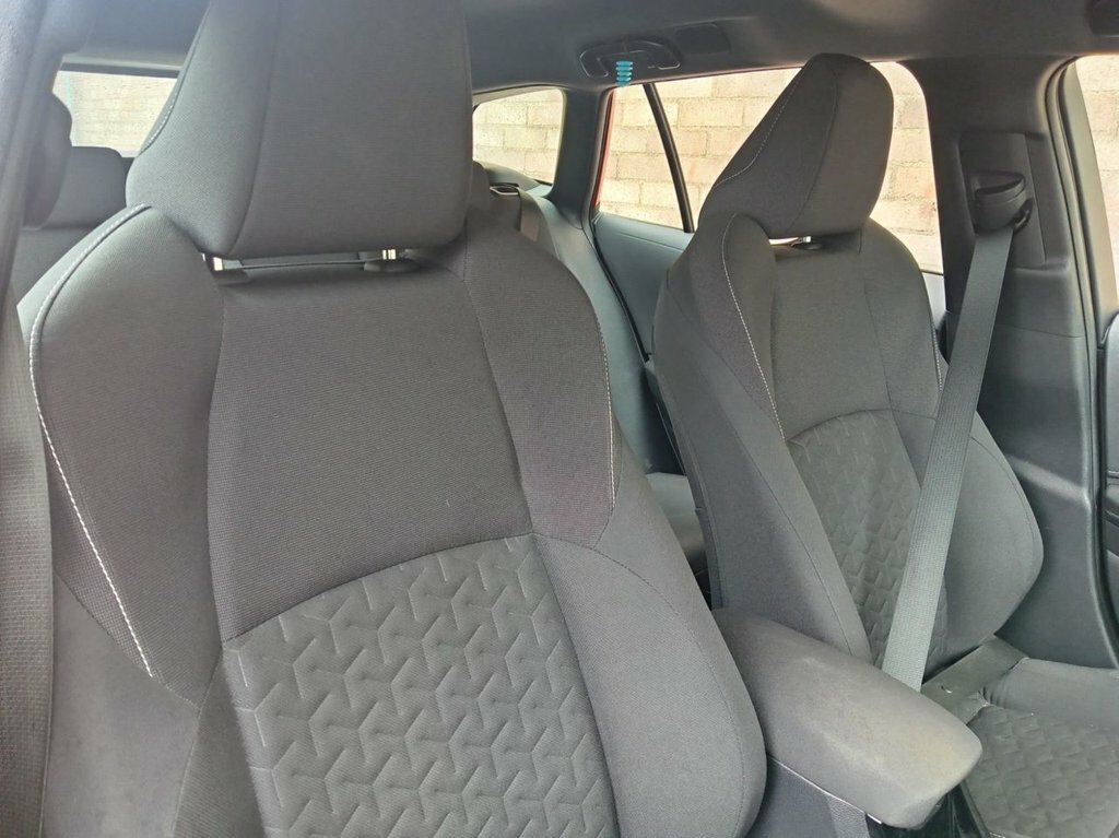 Toyota Corolla 1.8L Icon Tech FP72PZK Red #5