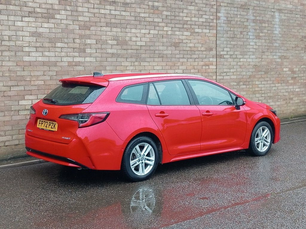 Toyota Corolla 1.8L Icon Tech FP72PZK Red #4