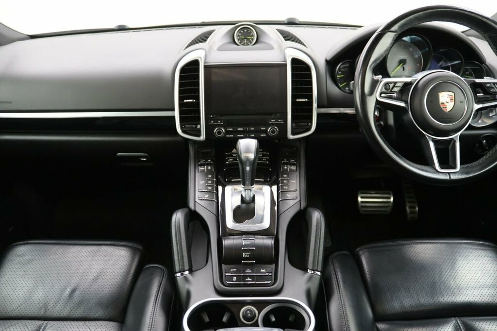Porsche Cayenne Suv Black #16
