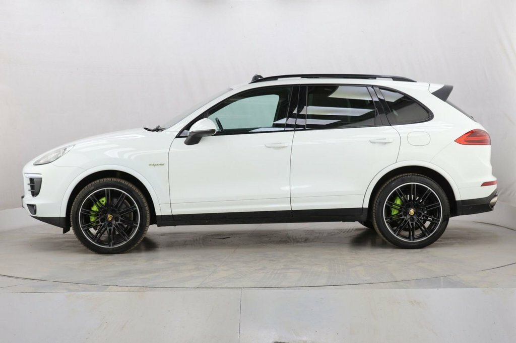 Porsche Cayenne 3L S Platinum Edition White #6