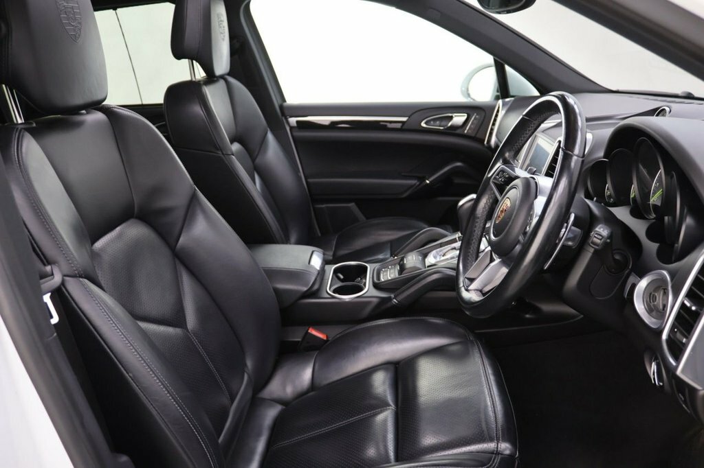 Porsche Cayenne Suv Black #10