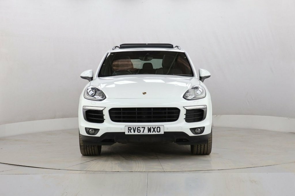 Porsche Cayenne 3L S Platinum Edition White #4