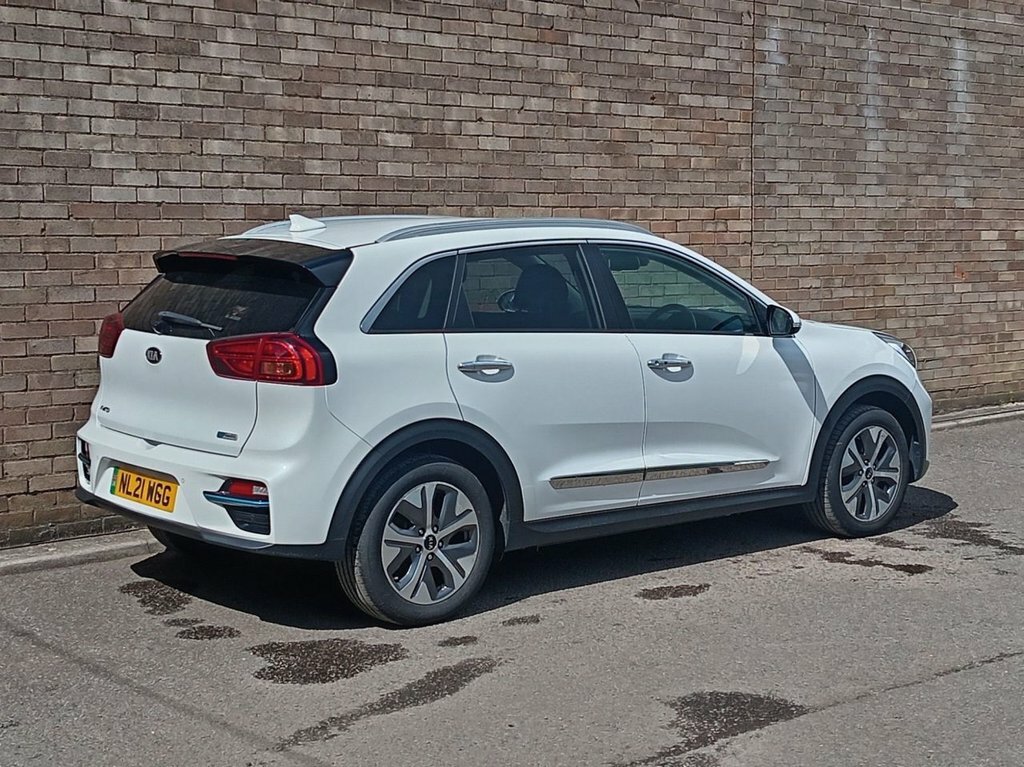 Kia e-Niro Suv White #5