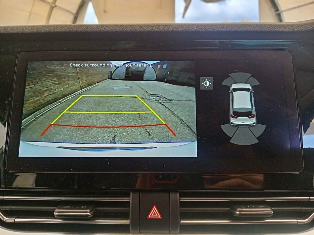 Kia e-Niro Suv White #3