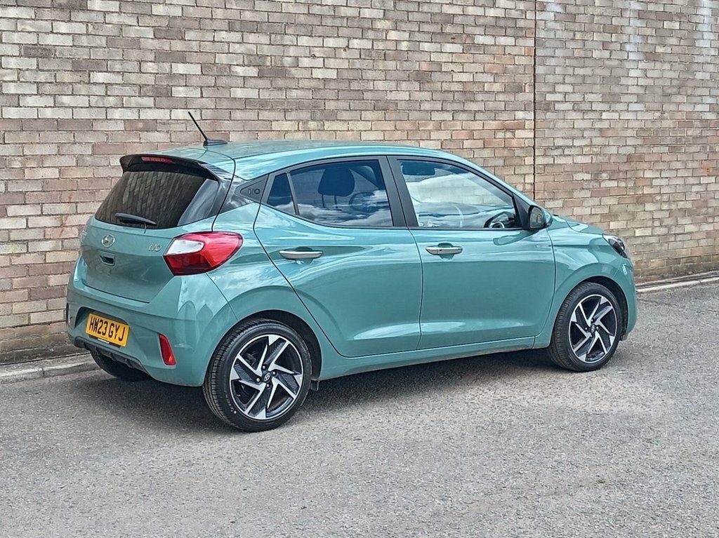 Hyundai I10 1L Premium Green #4