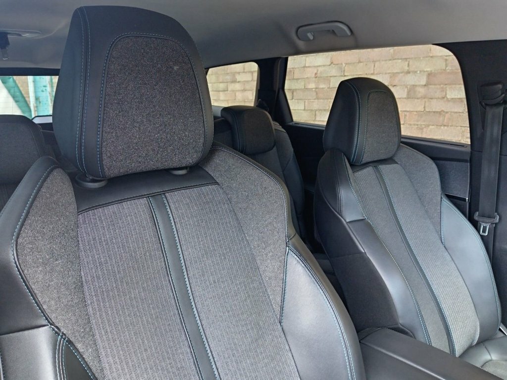 Peugeot 5008 1.5L Allure Premium Grey #5
