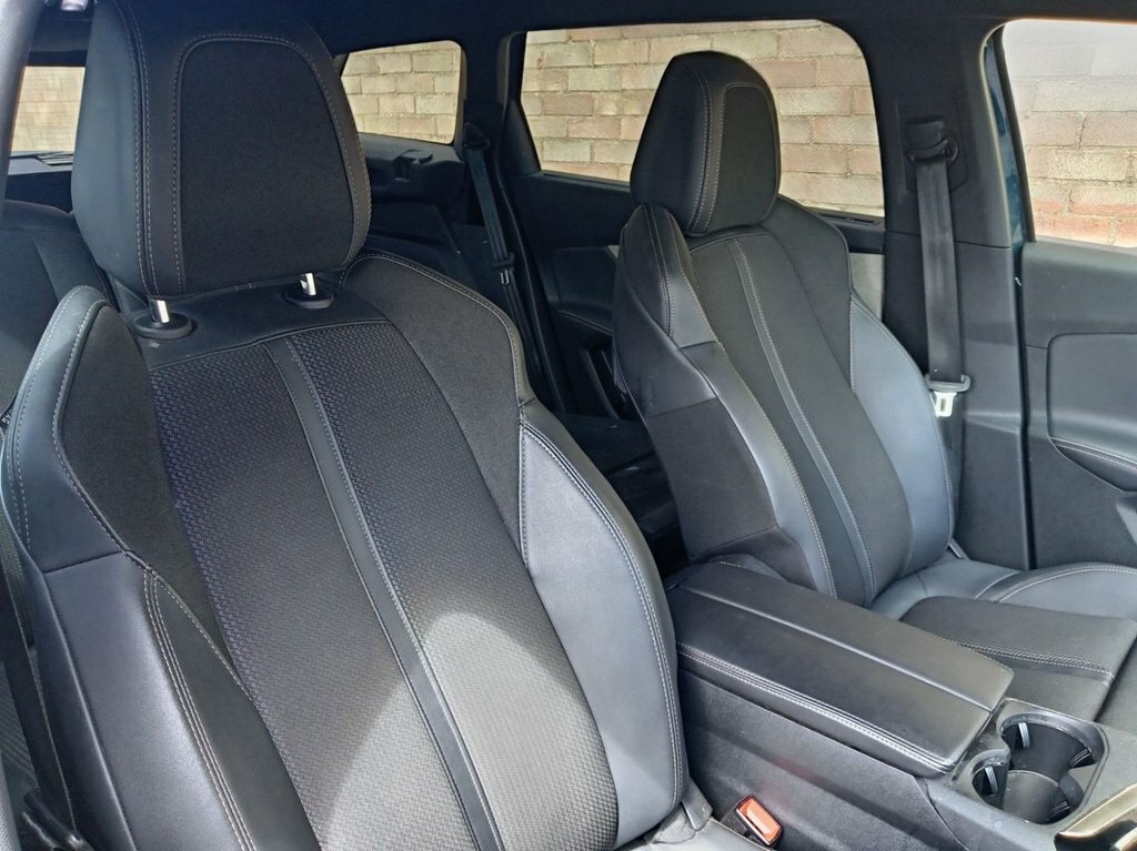 Peugeot 5008 1.5L Gt Blue #5
