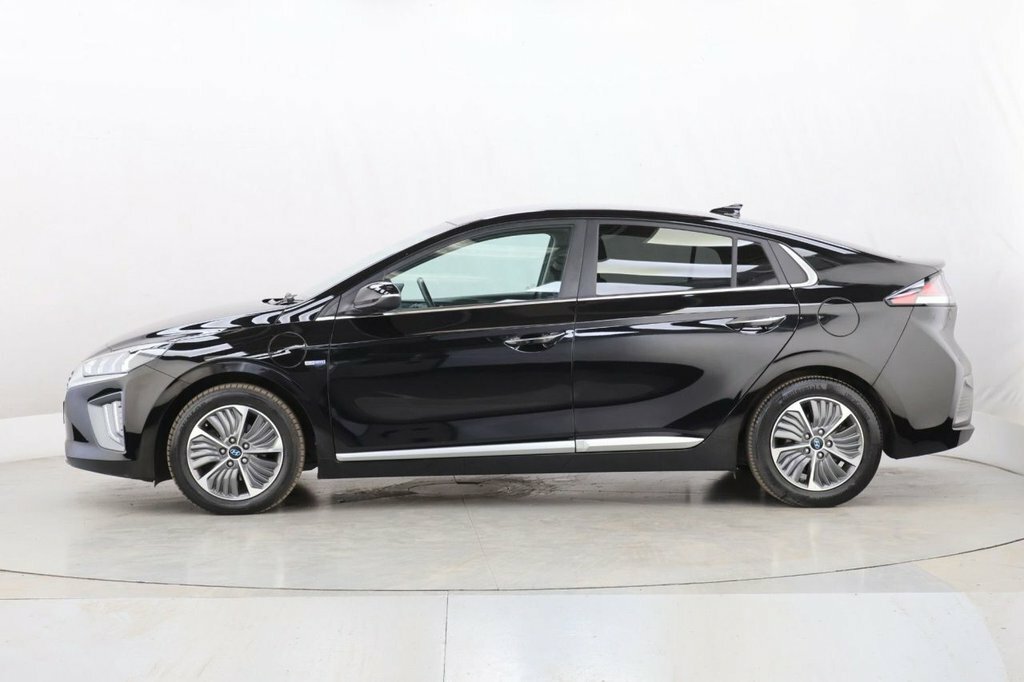 Hyundai Ioniq 1L Premium Se Black #5