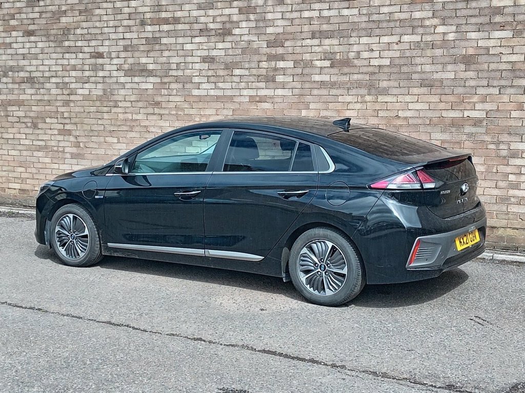 Hyundai Ioniq 1L Premium Se Black #4