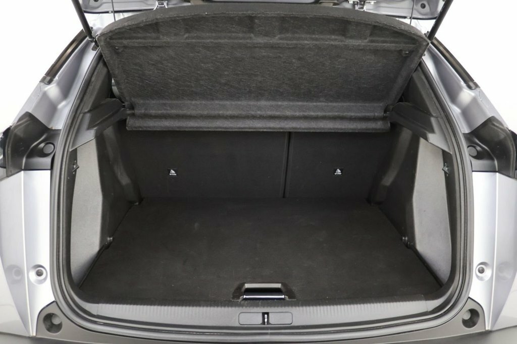 Peugeot 2008 Allure Grey #21