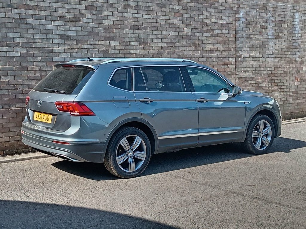 Volkswagen Tiguan Allspace 2L Match Grey #3