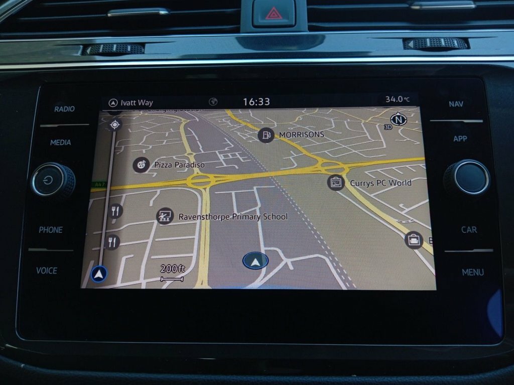Volkswagen Tiguan Allspace 2L Match Grey #5