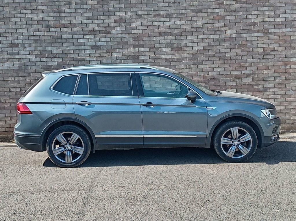 Volkswagen Tiguan Allspace 2L Match Grey #2