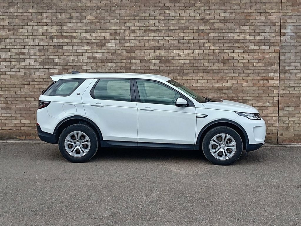 Land Rover Discovery Sport 2.0 D200 S White #4