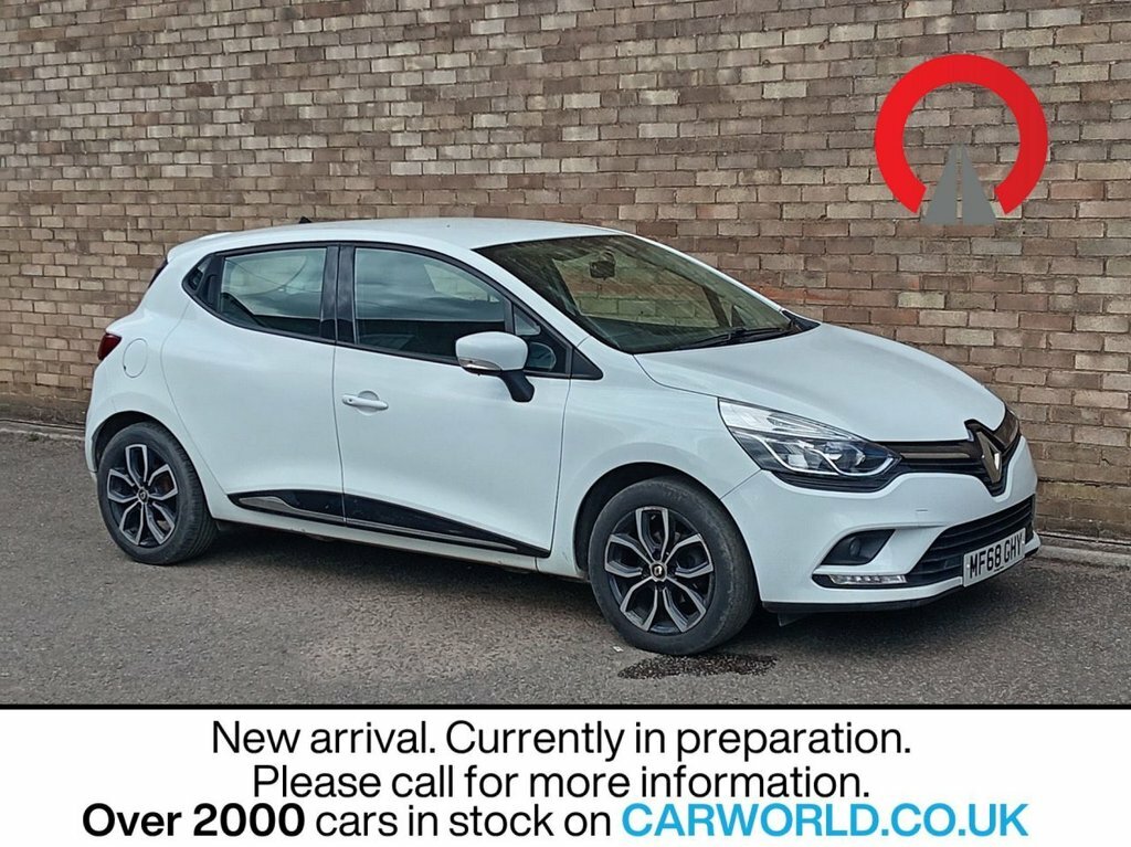 Renault Clio Clio Play Tce MF68GHY White