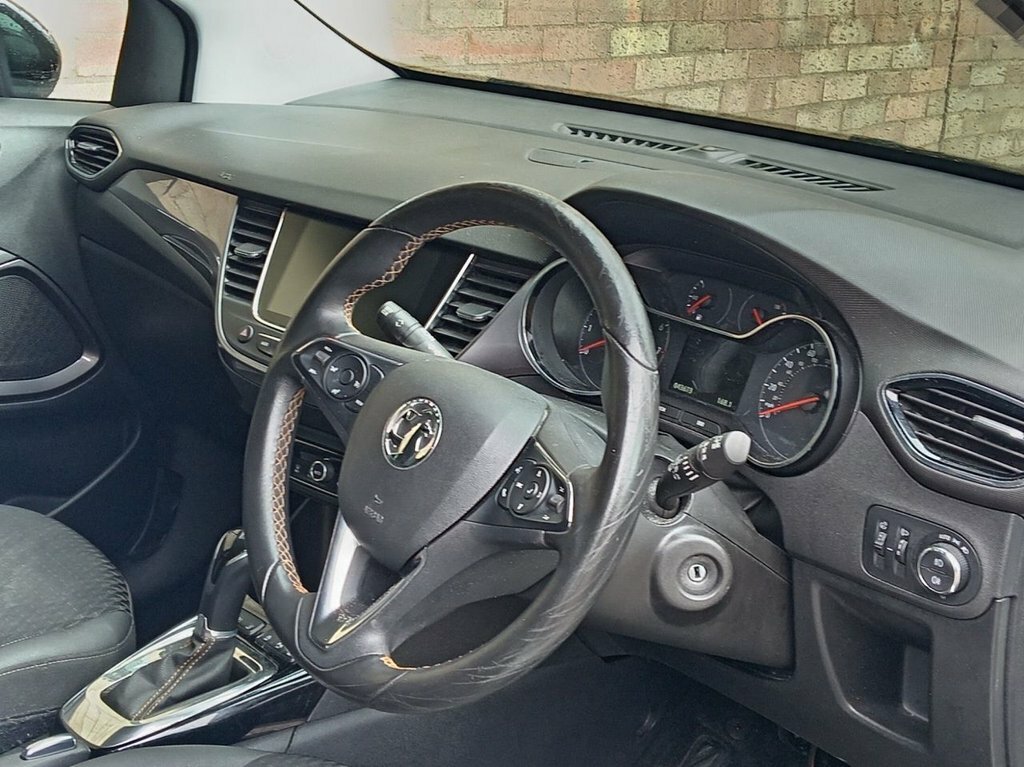 Vauxhall Crossland X 1.2L Elite Nav White #4