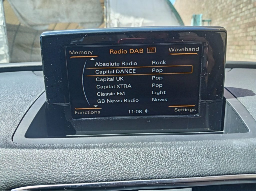 Audi Q3 2L S Line Edition CP67DXW Black #3