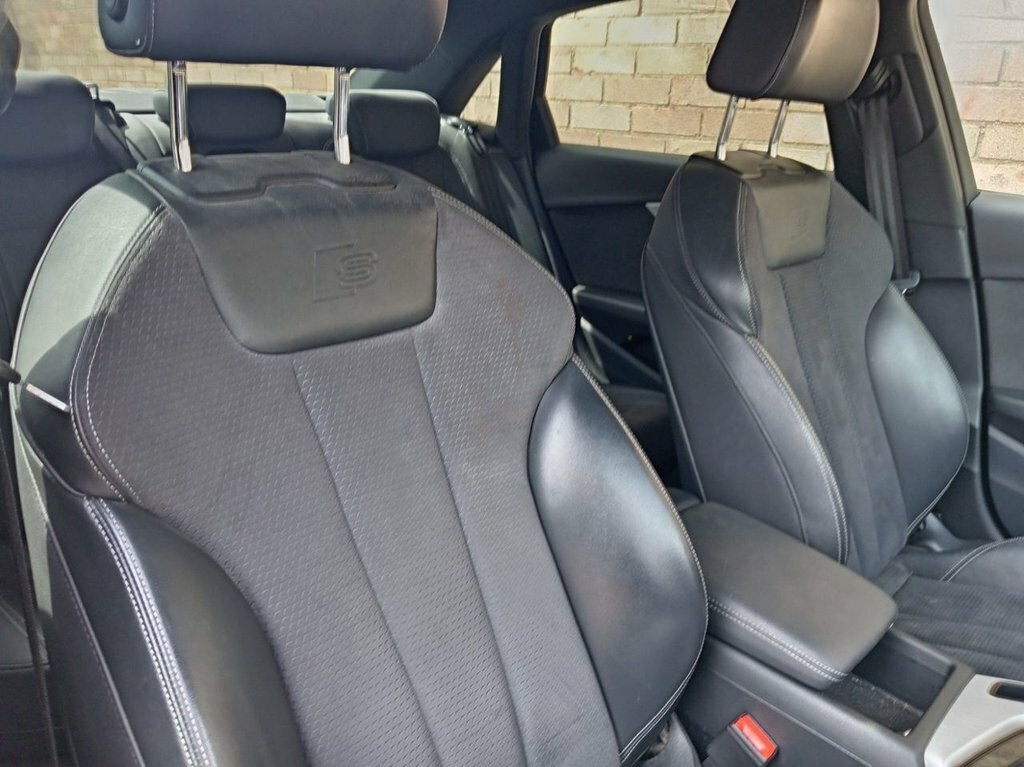 Audi A4 2L S Line Black #5